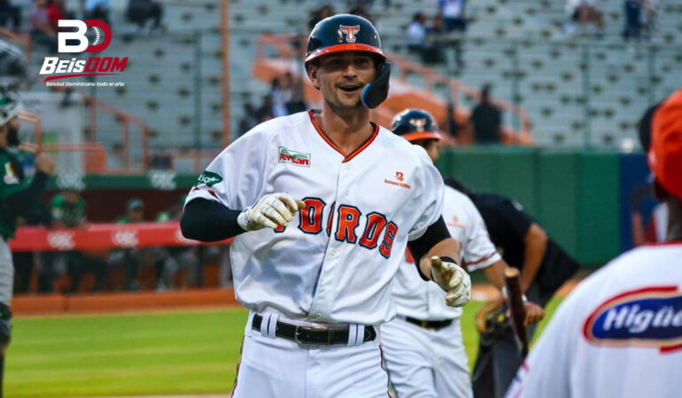 Jared Oliva regresa a los Toros del Este para reforzar los jardines