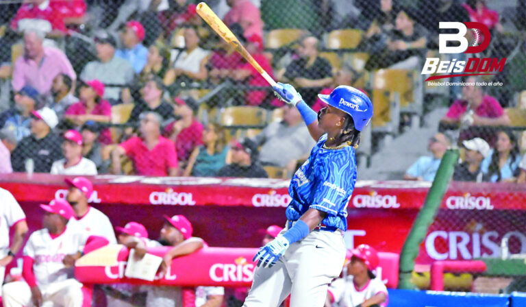 Jesús Madé debuta con jonrón y Licey aplasta 12-2 al Escogido en la apertura de LIDOM