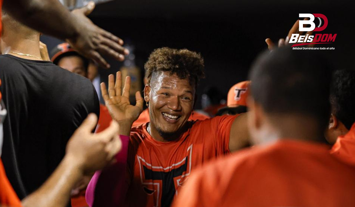 Toros del Este vencen a las Estrellas y terminan invictos la pretemporada
