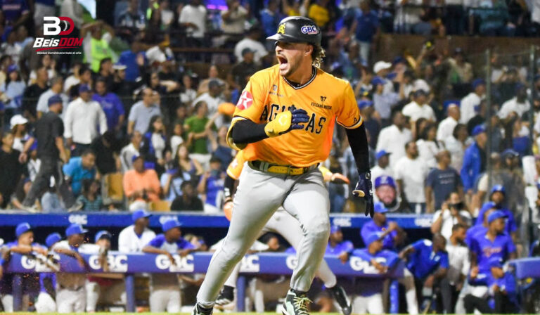 Águilas vencen al Licey 9-5 con remontada y triple de Jorge Bonifacio